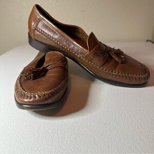 Bostonian Brown Leather Loafers with Tassel Detail